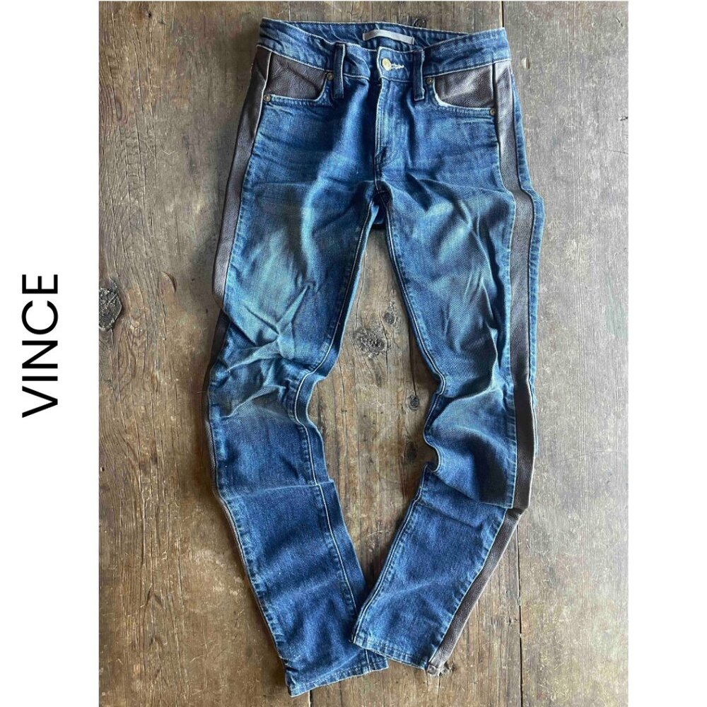 🔥 Vince  I  Skinny Jeans | Side Leather Detail | Size 25 – Chic & Sleek Fit!